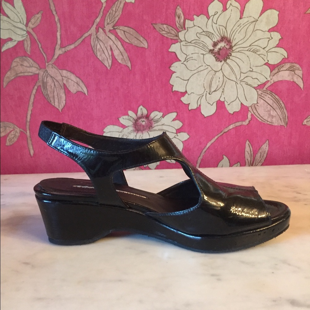 Donald J Pliner Black Patent Platform Sandals 6.5 - Picture 2 of 6